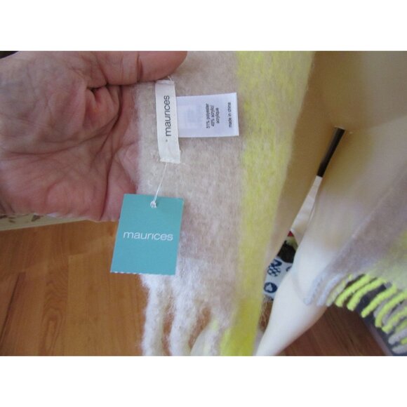 New w Tags, Maurice’s Large Sweater Wrap Scarf Yellow Gray w Fringe - Picture 3 of 3